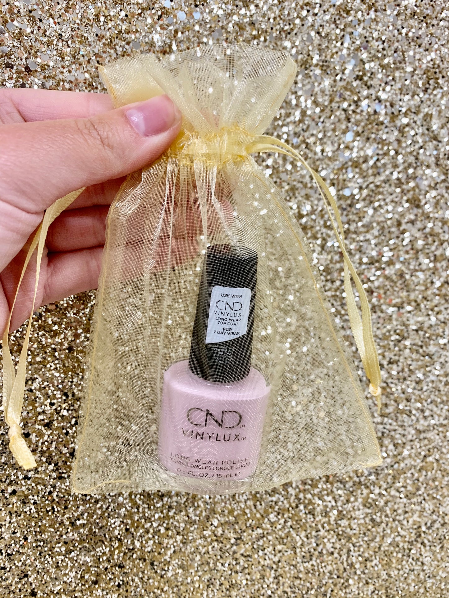 CND Vinylux Polish